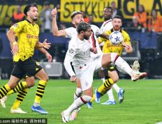 欧洲冠军联赛-吉鲁布兰特错失良机 AC米兰客场0-0平多特蒙德 （Borussia Dortmund）