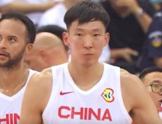 NBA后卫传给NBA锋线，中国男篮怎么防？镜头马上给到姚明与杜锋