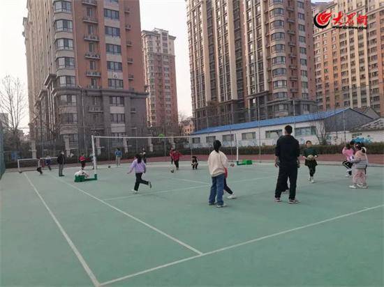 喜报！奎文区孙家小学女子排球队再夺潍坊市冠军！