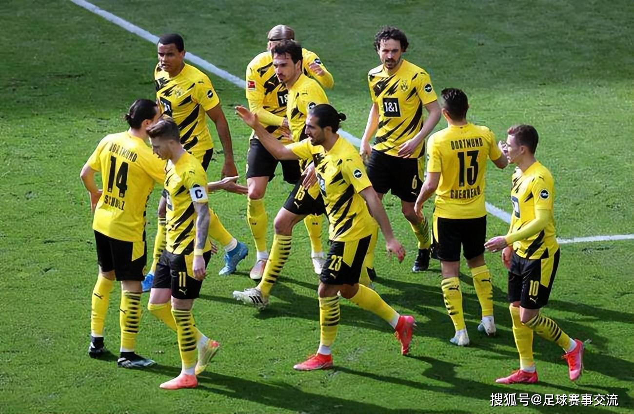 足球热搜：年轻人对阵曼彻斯特城 纽卡斯尔联对阵多特蒙德 （Borussia Dortmund）