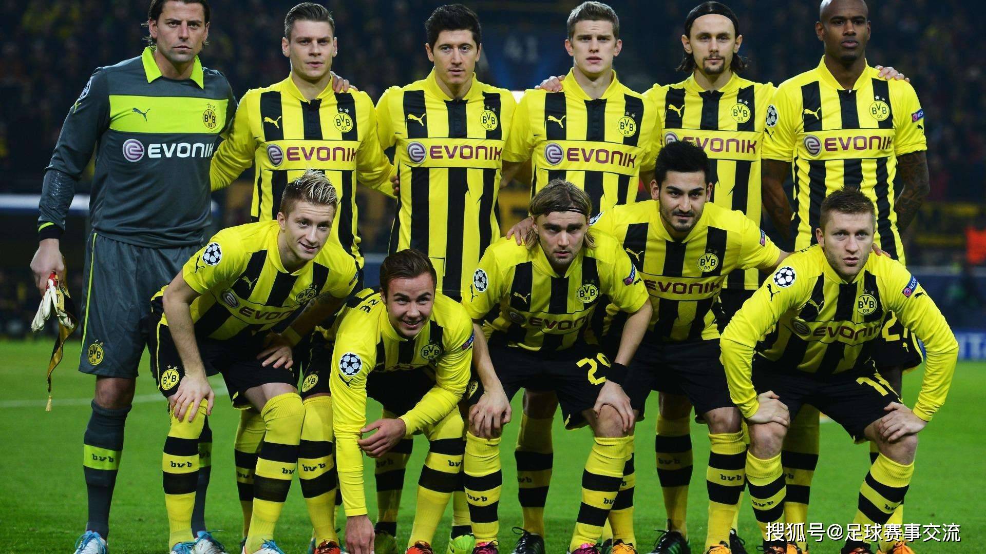 足球热搜：年轻人对阵曼彻斯特城 纽卡斯尔联对阵多特蒙德 （Borussia Dortmund）