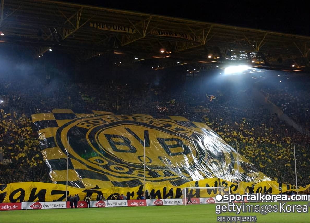 多特蒙德 （Borussia Dortmund）签下的 沙尔克 ！球员怎么能以竞争竞争竞争对手球队的名字命名？