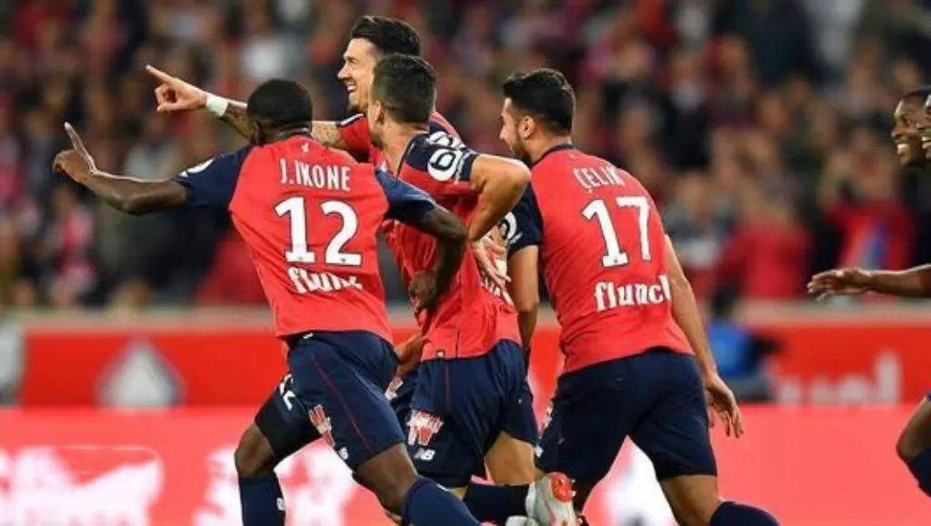 法国甲级联赛（Ligue 1）：里尔对阵摩纳哥，双方球队状态都不错，！