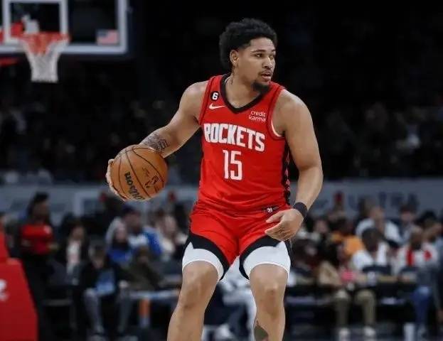 NBA热闻｜欧文参加博饼 快船退出哈登谈判 森林狼签约尼克斯队队