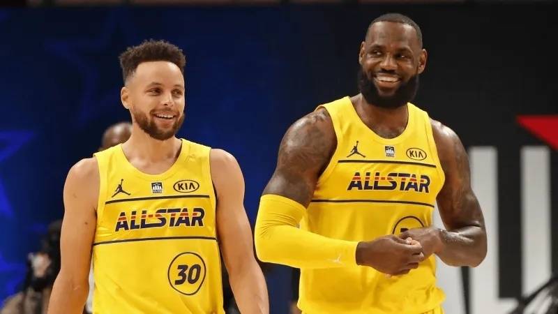 NBA热闻｜骑士压湖人 加拿大险胜西班牙 火箭关注乔尔·恩比德