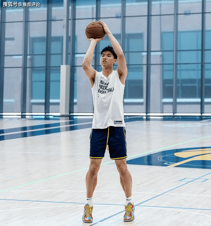 热搜解读崔永熙确定参加NBA选秀：试训后可能获得积极的反馈