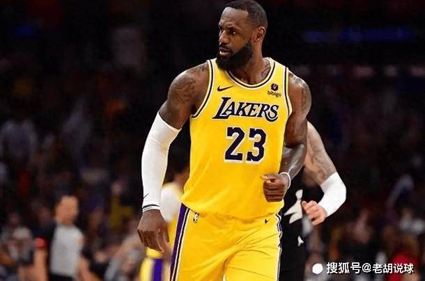 詹姆斯：NBA现役只有2个人突破比我更强，库里只是投射比我好