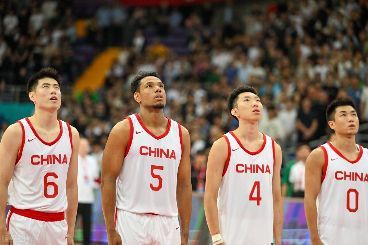 17点30，中国男篮对阵世界第5，竞争对手10名NBA球员出战，郭士强真敢打