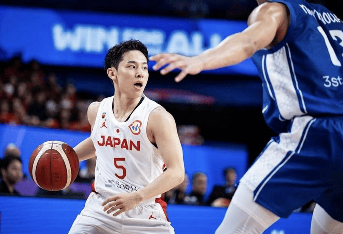 羡慕！八村、渡边以后，2名日本后卫签约NBA，难怪人家能打奥运会