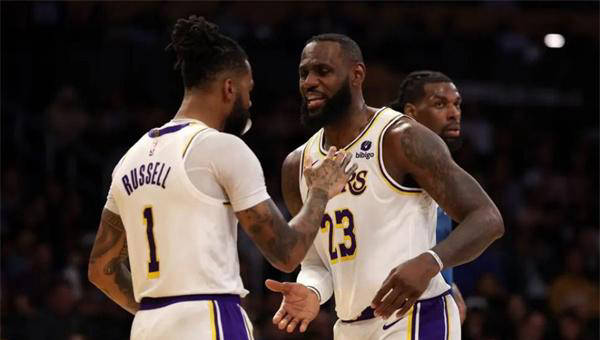 NBA球员拉塞尔的季后赛表现引发的合约价值分析