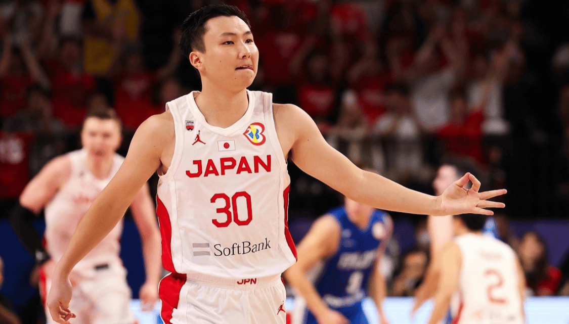 心理不平衡！日本球员不用打夏联就把NBA合约拿了，中韩球迷羡慕哭了