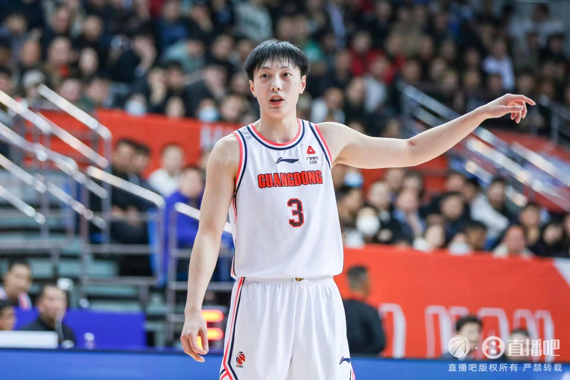 恭喜宏远！33岁NBA锋卫摇摆人加盟，取代沃特斯携胡明轩争冠