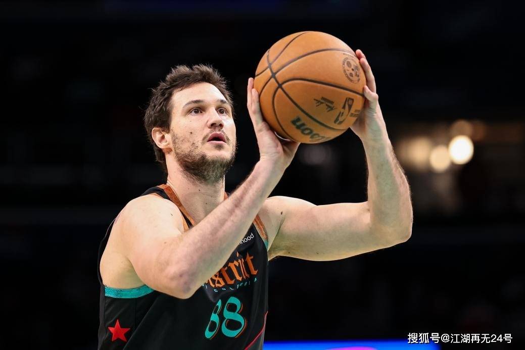 羡慕嫉妒恨！仅仅1年旧主夺冠，这五人太心酸！一人恐将离开NBA！